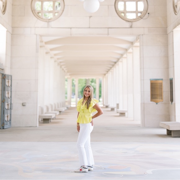 Meet your Posher, Anna - Picture 1 of 1